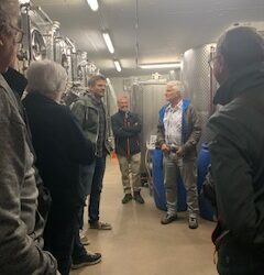 Freiwilligenanlass 2022 – Besuch bei Kümin Weine